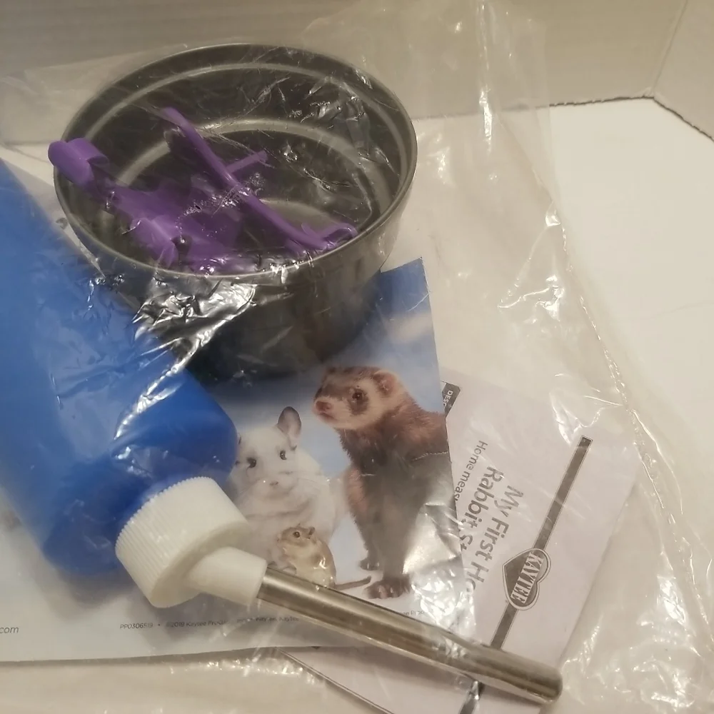 Kaytee Critter Canteen Water Bottle with Accessories New In package